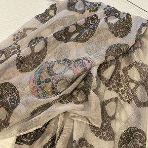Skull Scarf